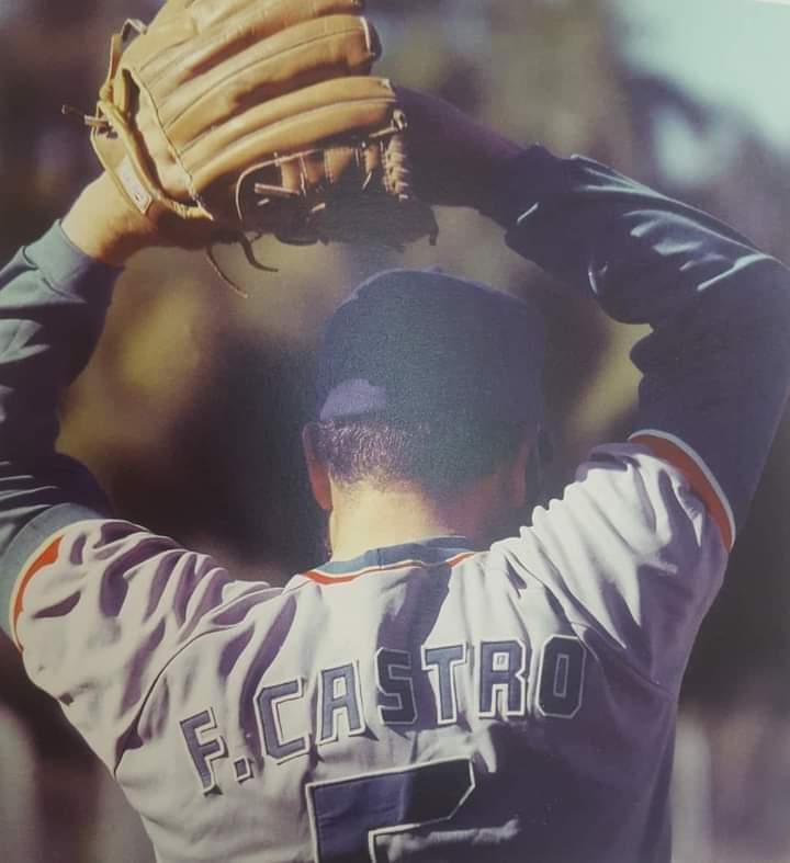 El poeta siempre serás tú comandante ✊🏾🇩🇴🇨🇺🇻🇪🇵🇷❤️🖤🇭🇹