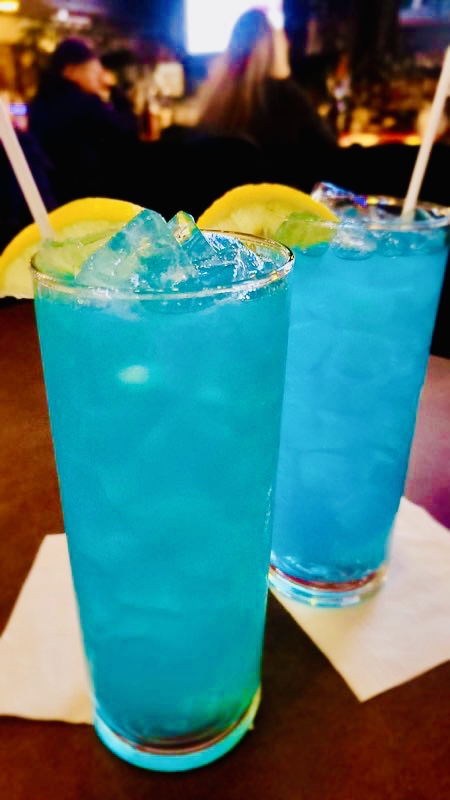 TheGrooveBarTO's tweet image. Looking for a place to relax after work?🌅🕔

Join us for the Leafs game at 7pm &amp;amp; feast on our killer wings!🍗

Sip on a craft beer &amp;amp; catch all the action on our big screens📺🍺

#WingAddict #Toronto #SportsBar #AfterWorkHangout #LeafsForever #WingsandBeer #DanforthLife #94AMOLED