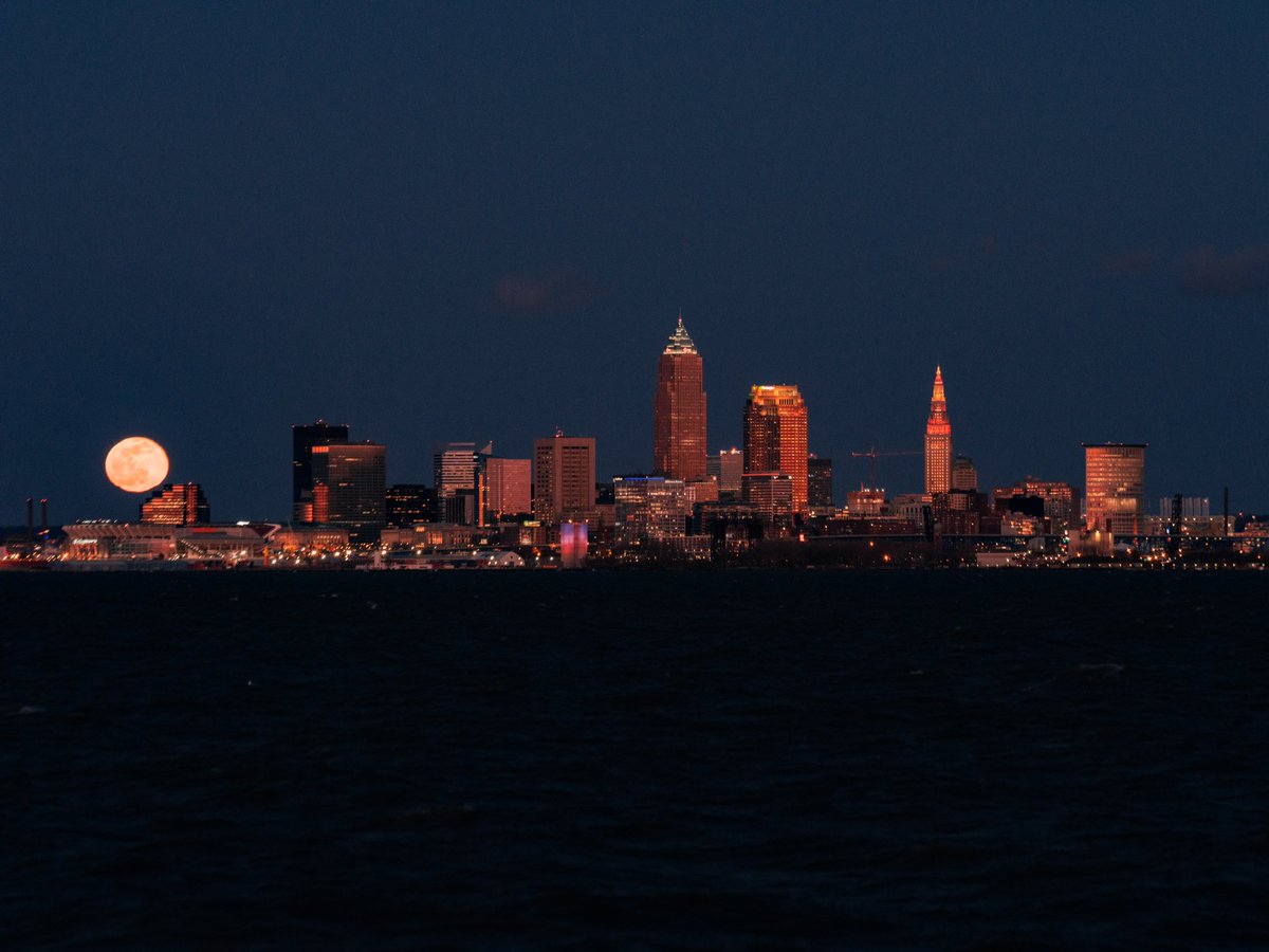 Tonight’s Full Moon in Cleveland, OH