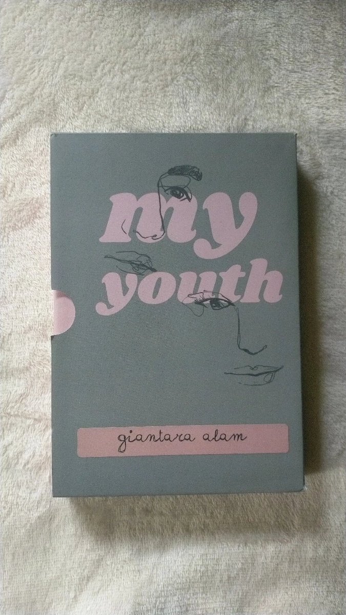panese25's tweet photo. *WTS ( Want to Sell) NOVEL* 
~ Book, bookmark, sleeve ~

✨ My youth by Giantara Alam (87k)
✨ Butterflies by Ale (92k) 
 💵 Take all: 175k  

📍Kota Bandung 

#WTS #preloved #novel
#myyouth #butterflies #amabel
#zonauang https://t.co/2LnR2Jhnuu