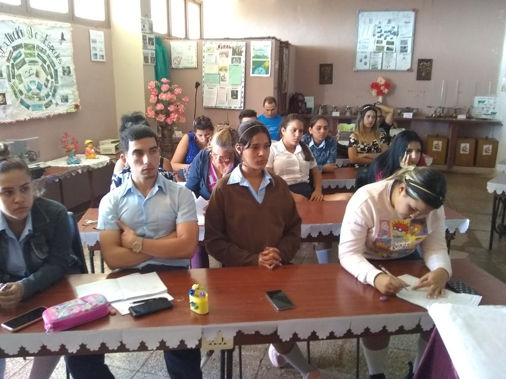 Por estos días, muy frecuentes en Sierra de Cubitas Camagüey, los encuentros con los jóvenes para conocer sus expectativas sobre el proceso eleccionario que se efectuará en Cuba este domingo 26 de marzo.#MejorEsPosible.