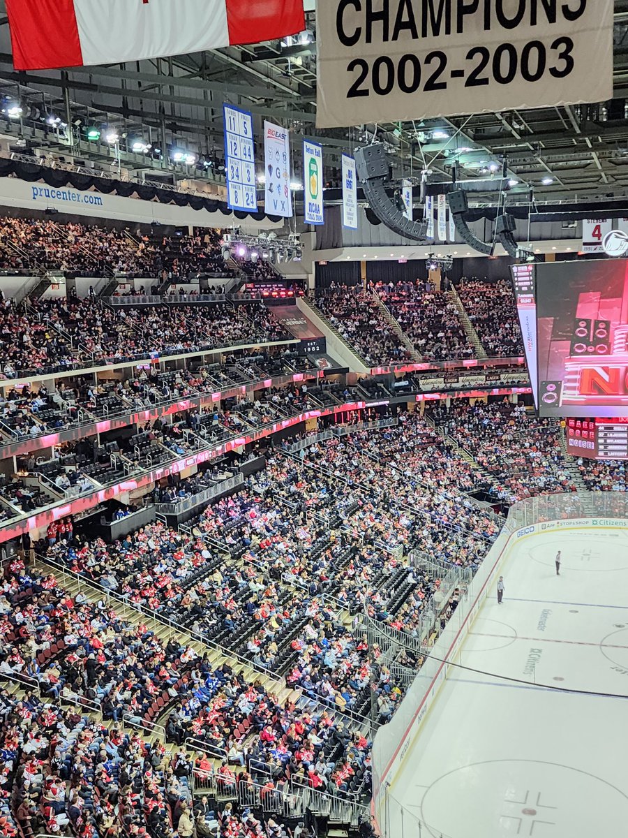 NJRocksRed's tweet photo. @TheBrattPack63 Hello somewhere over there! https://t.co/OjyVy53oJQ