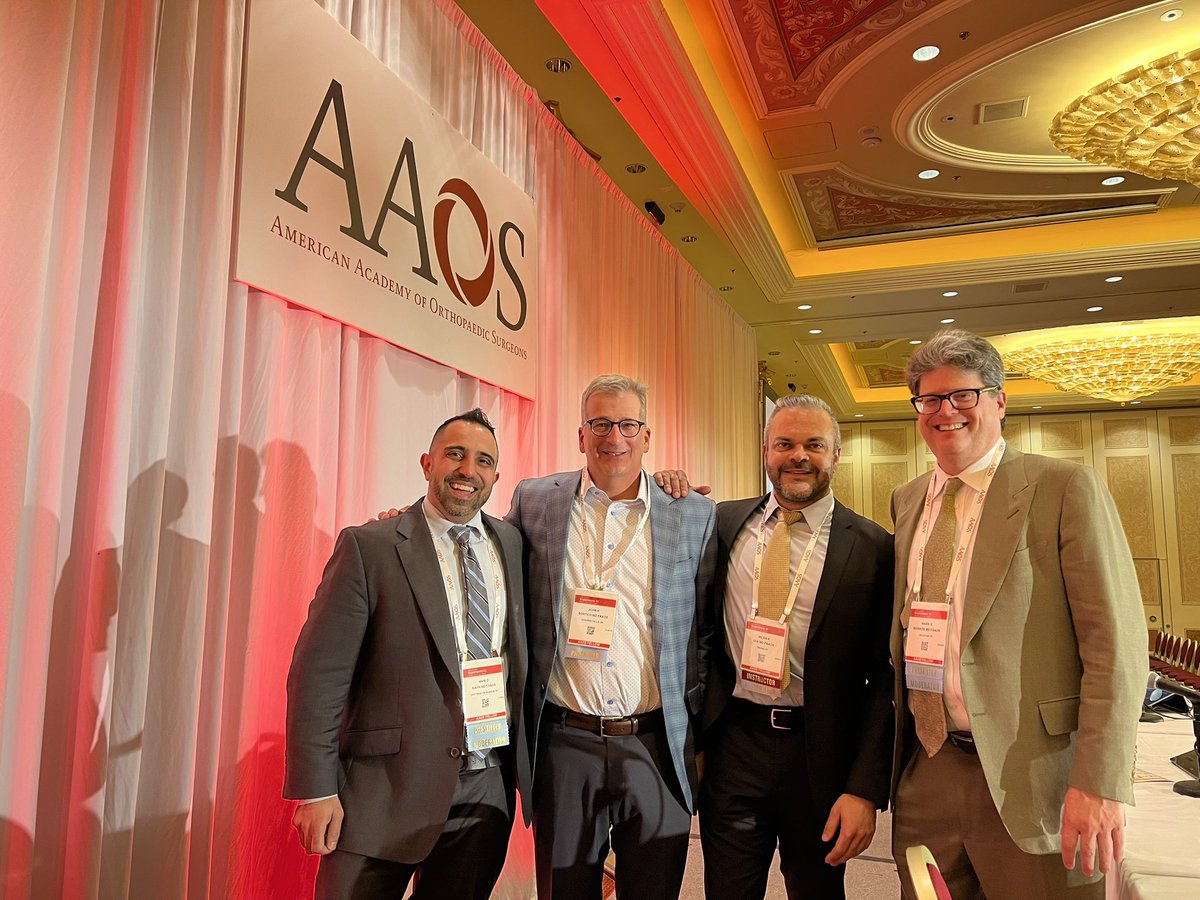 2 talks down #AAOS2023 #orthotrauma <a href="/MontefioreOrtho/">MontefioreOrtho</a> @JacobiHosp