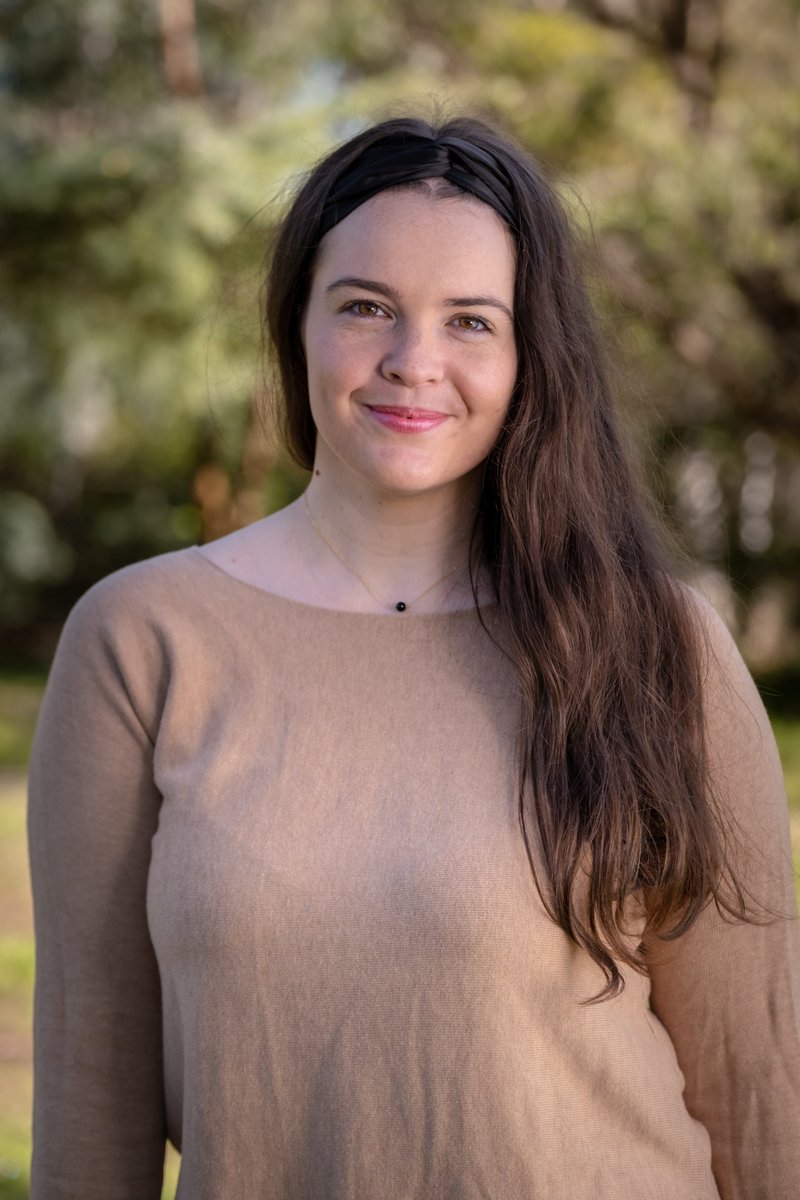 Meet Hannah! Hannah (she/her) enjoys working with schools, young people and their parents to support wellbeing and learning. In her downtime, Hannah loves doing yoga, playing with her pup Maple &amp; eating delicious pasta. To book Hannah, please head to lupsych.au