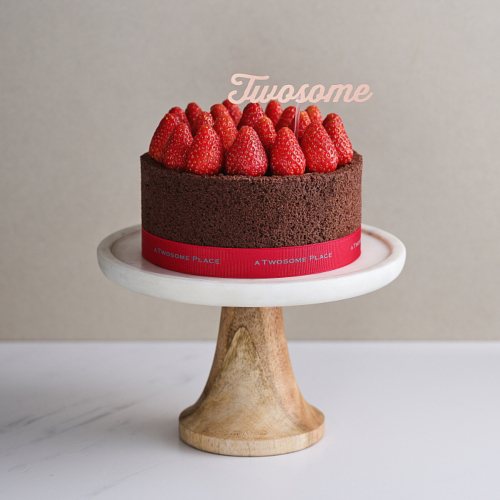 "피피, 산책은 즐거웠어? 이제 그만 돌아가자."

#재규어공 #계략공 #오목눈이수 #산책수
잔여울 작가님의 <포르르 포르르!>
#리디북스 #단행본 선출간!

✔️ridibooks.com/books/26550007…

출간기념, 해당 트윗 RT+팔로우해주신 독자님 한 분께
케이크 보내드립니다🐤💕(~3.15)