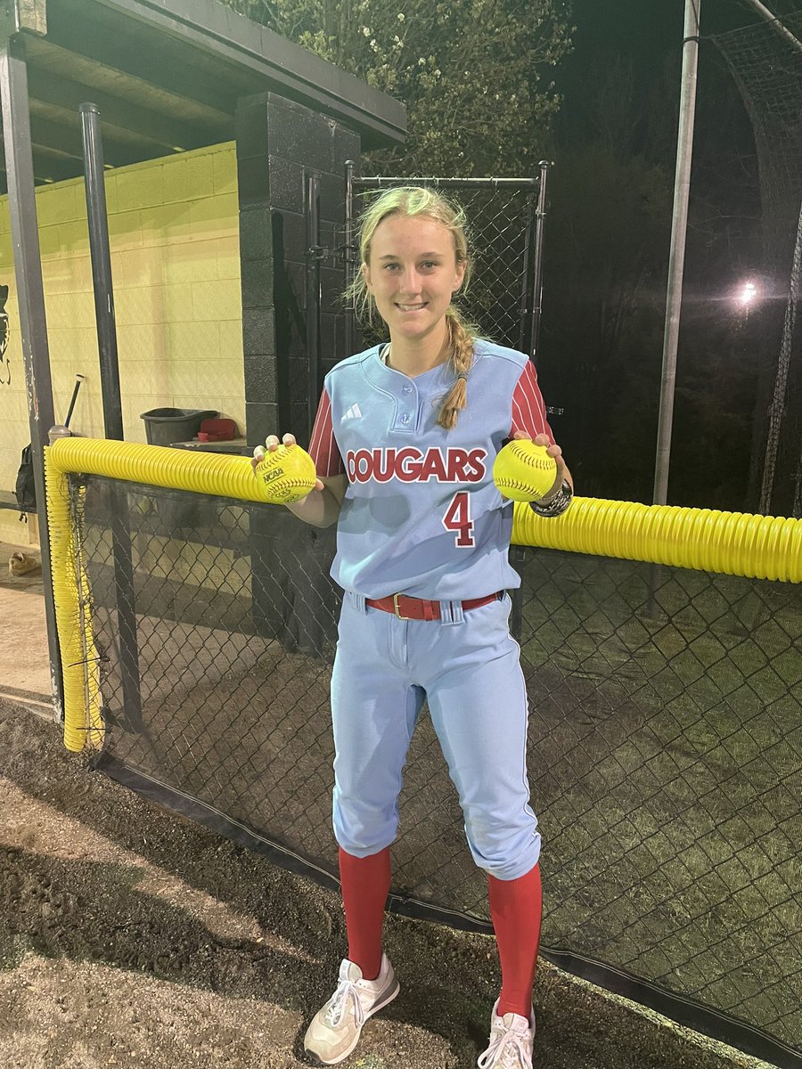 LadyDiamondCougs tweet media