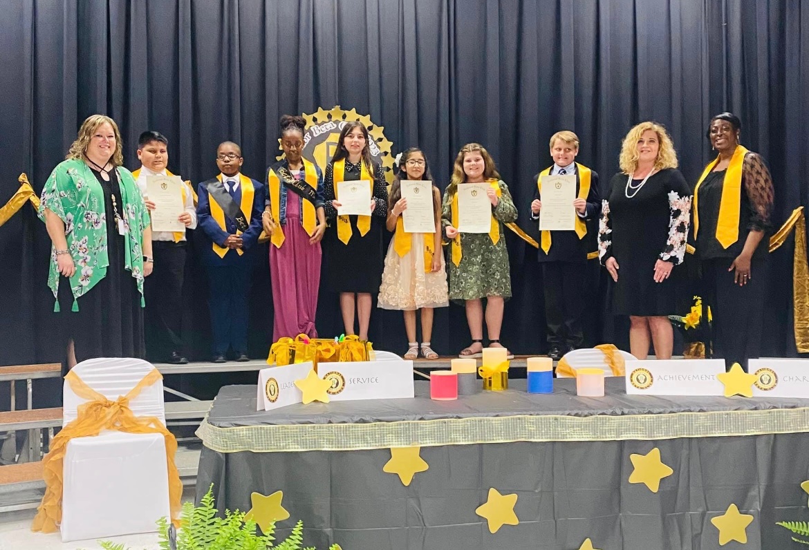 It was an honor to be the speaker at the Beta Club Induction for Mineral Springs Elementary. I am so proud of the leadership qualities these students exhibit!  I enjoyed sharing my story and connecting the Engineer Design Process to our lives!
#NationalBetaClub
#NCTOYPOY
#STEM