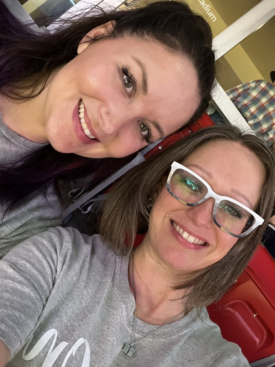 Linsey Taylor tweet media