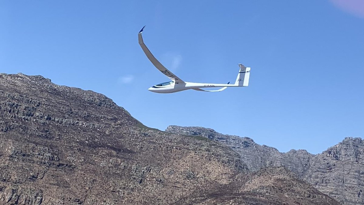 In this Episode of The Thermal, Mathias Schunk tells us what it’s like to crash a JS-1 at 100kmh and survive. It’s a hell of a story…not to be missed.
#segelfliegen #Zweefvliegen #planeur #gliding #soaring #glider 

thethermalpodcast.libsyn.com/the-thermal-ep…