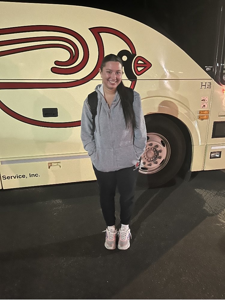 coacheubankss33's tweet photo. Last run for my Girl 
So PROUD of You!  
Love You! ⁦@oliviaeubank⁩ 
#redhawk4life
⁦@RedhawksW⁩ 
⁦@strictly_skills⁩ https://t.co/9v8ekJQimB