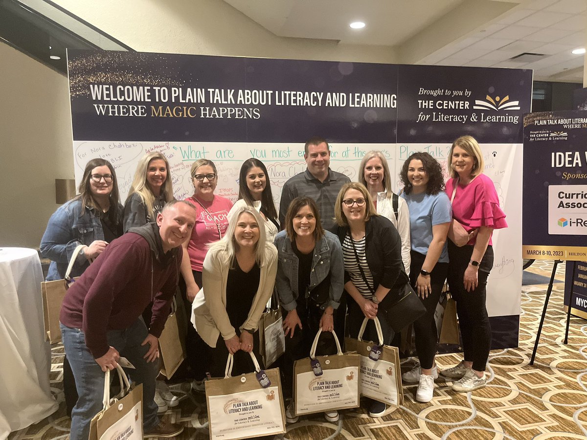 ISD Instructional Coaches have arrived in New Orleans!! Very excited for three days of literacy learning with such a fun crew! 📝