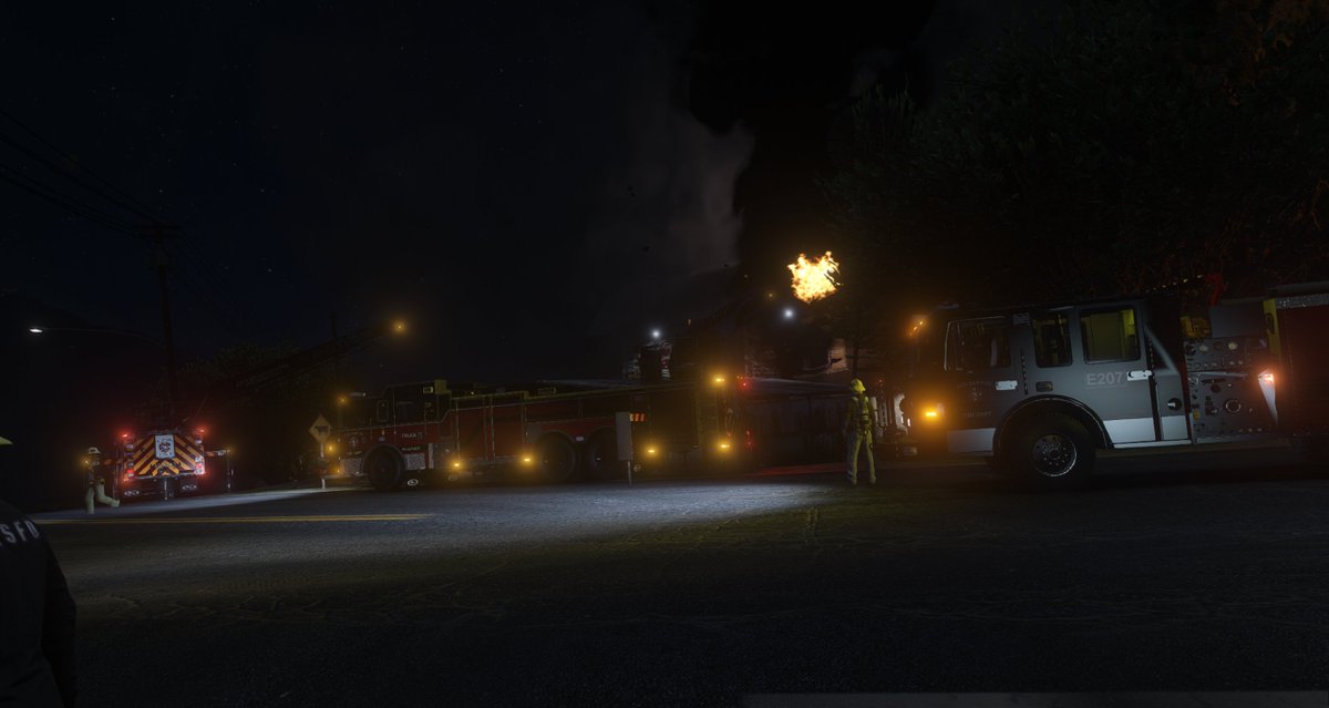 DOJRP_Updates's tweet image. The other day, #lsfd and #bcfr units were dispatched to a fully engulfed barn fire. When units arrived on scene, they found a barn which was evacuated. There were no reported injuries and the structure was a total loss. The Fire Marshals Office is currently investigating