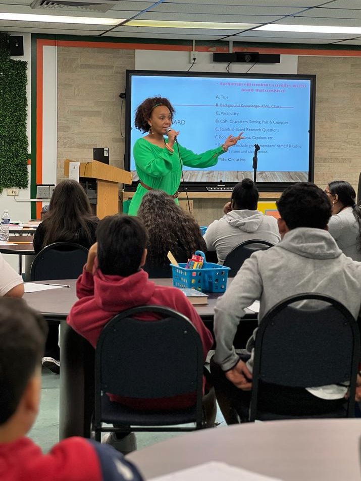 NadineMSmithh's tweet image. &quot;Tickled Pink About Reading 📚&quot; Literacy For All Ages presents READING SYMPOSIUM (SESSION 2) #studentsuccess #PBL #DataInformedInstruction #ReadingWorkshop @McArthur_HS @Mr_P_MCA @McArthur_BRACE @MCA_Hoops @sga_mca @abroomsville @tomi_adeyemi