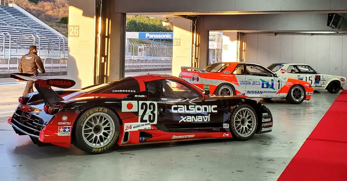 jdmglobalWH's tweet photo. Is this peak Nissan? Above all the special grade GTRs etc is the one and only R390, built with the sole purpose of racing at Le Mans!
#Nismo #r390 #r390gt1 #calsonic #lmgt #jgtc #supergt #granturismo #lemans #JDM #jdmcars #gtr #400R #R33LM #lmgt #lmgtp #lmgt1 #RB26dett https://t.co/4R5ZoYw8zZ