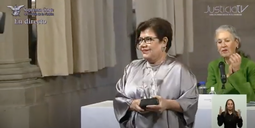 rosalbavp's tweet photo. Muchas felicidades a la magistrada Claudia Dinorah Velázquez González, galordonada al #Premio #AMIJ 2023 #DíaDeLaJuzgadora  #7Marzo #7Marzo23 #Enhorabuena  #mujeresqueinspiran 
@yayavg1
 #TribunalesAgrarios #8M #8MDiadelaMujer #7Marzo23 https://t.co/uC6rk1ZxxE
