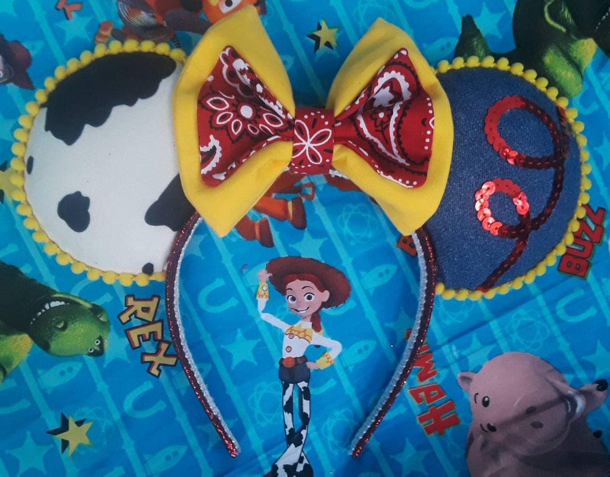 weplayitbyears's tweet photo. Thanks for the great review Haley Johnson ★★★★★! #handmade #minniemouseears https://t.co/fPDUXr22nl https://t.co/oGqv1DmzUK