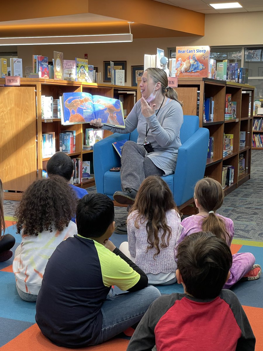 A super special and super sized THANK YOU to our fabulous guest readers <a href="/robert_rolling/">Robert Rolling</a>  &amp; <a href="/DoctorGemellaro/">Dorian Gemellaro</a>! #lifelongreaders #ReadAcrossAmerica2023 <a href="/RikerHillRams/">Riker Hill Elementary School</a>