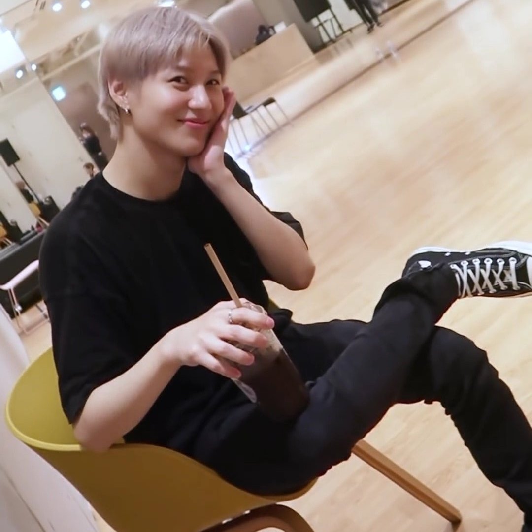 superm_pics's tweet photo. he's so lovely 😭 https://t.co/qvdHnN85Xw
