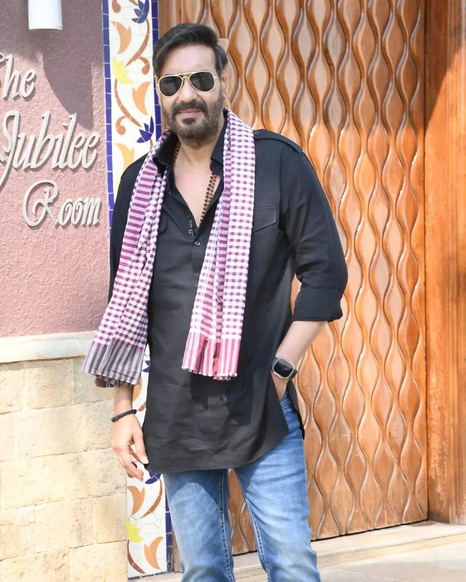 ADainsRaja's tweet photo. Good to see every adians are united ...&amp; Guys it's #BholaaMonths ❤️ so be positive &amp; stay happy .. https://t.co/NvjyRnevjz