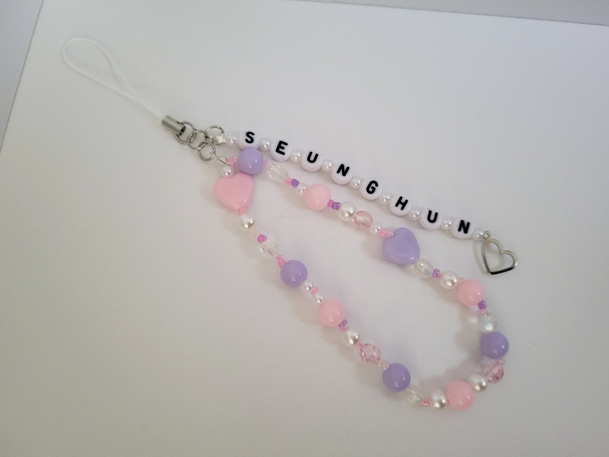 PeachWishShop's tweet photo. Be sure to check out our page on how to win two free tickets to CIX in Oakland🍑✨️🩷 Our keychains and phone charms are on sale now! 

#kpop #etsystore #txt #ENHYPEN #NCT #BTS #Twice #itzy #aespa #cix #ateez #BLACKPINK #ikon #StrayKids #treasure #dkb #giveaway https://t.co/RQrdiuz2YX