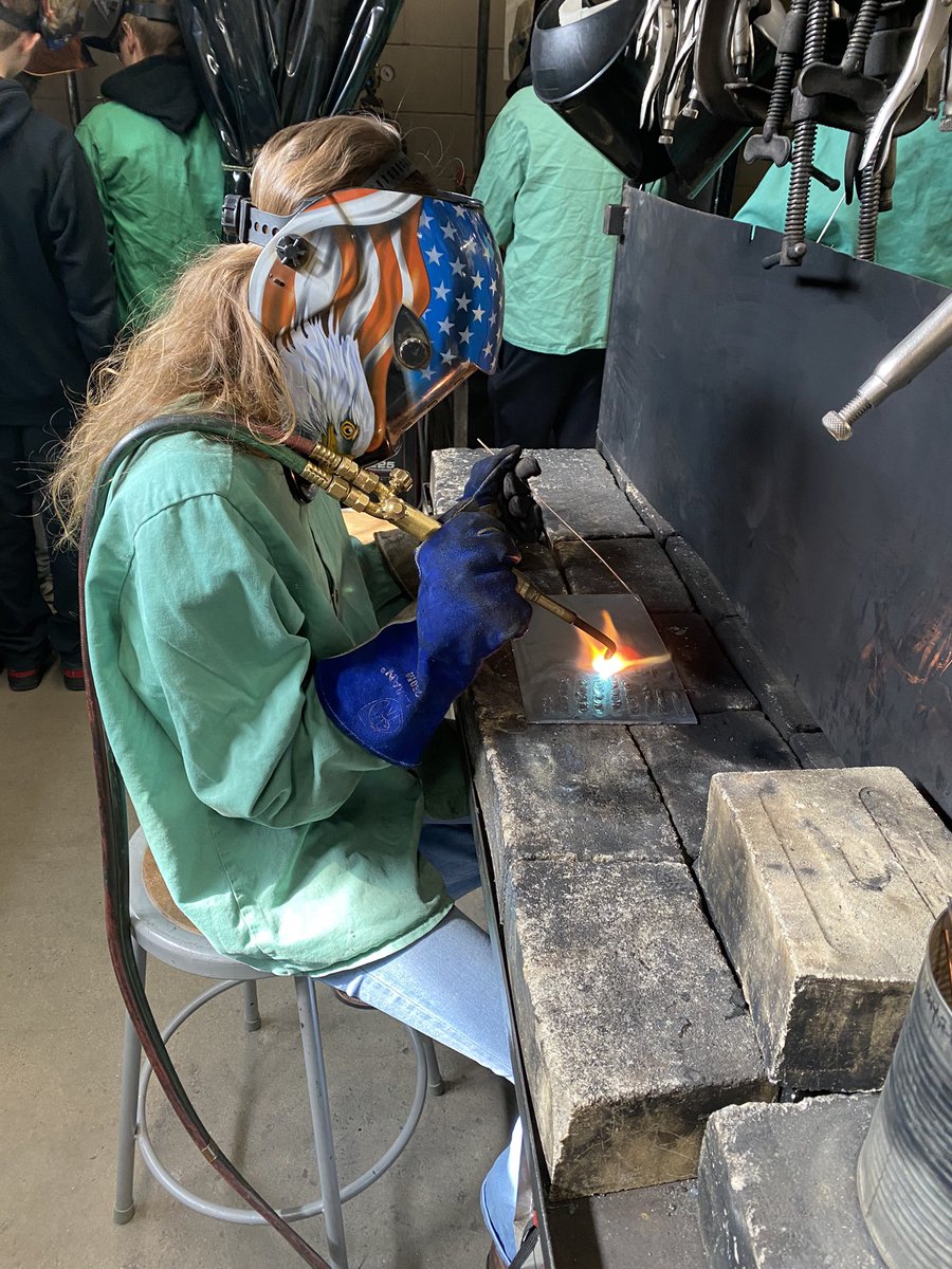 MrZweep's tweet photo. Another good week of projects in the CTE classroom! #lpslions #pride_purple #cementcity #itisagreatdaytobeashopteacher #teachsts #cte #shopclass #necareered #ne_sts #neadvantage #iloveps #neloveps https://t.co/9bdyehpTOn