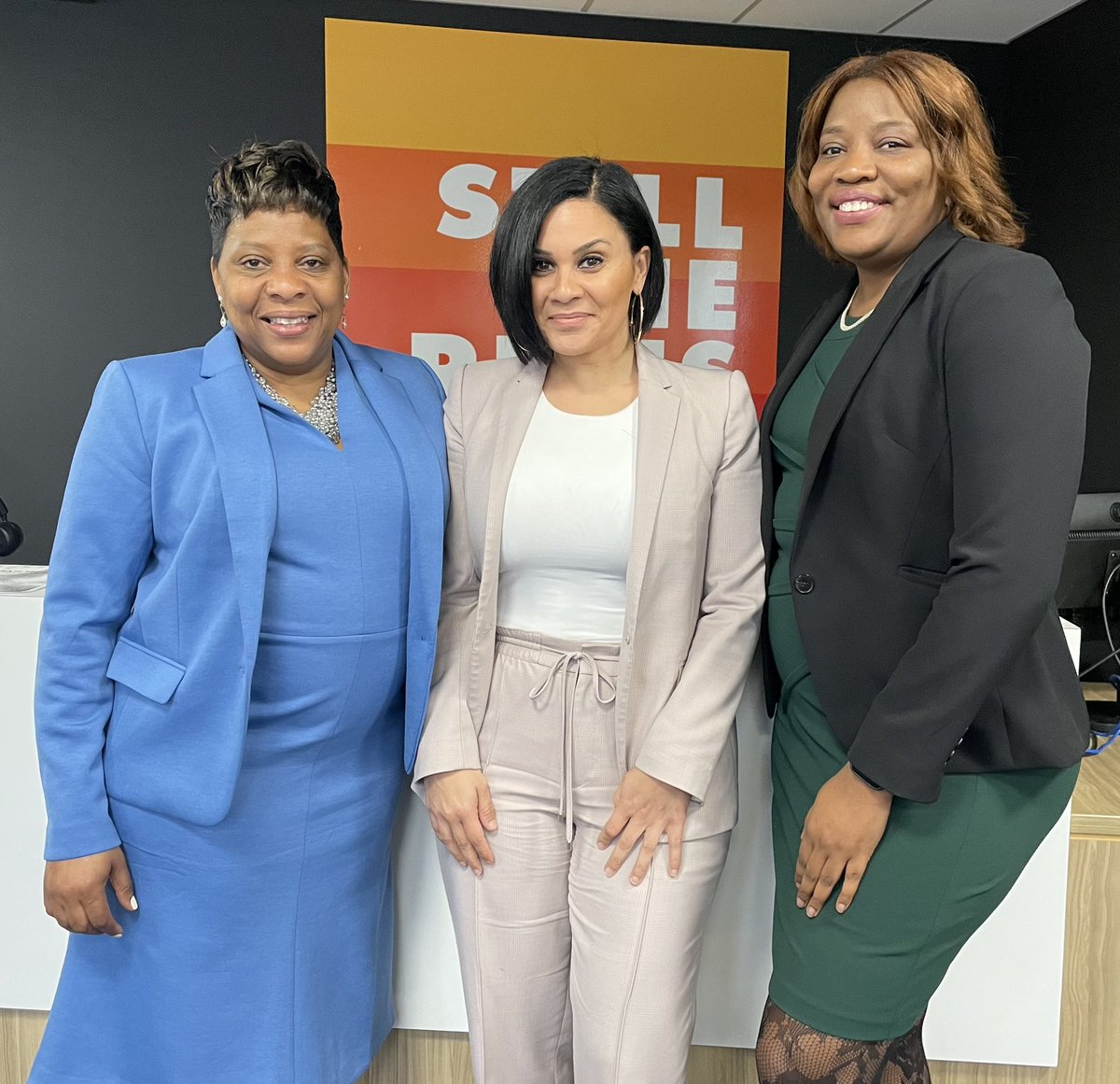 ATJ was joined by <a href="/NAPD2013/">The NAPD</a> Executive Director Lori James-Town <a href="/now_expand/">Lori James-Townes</a> to learn about the innovative work of @Still_She_Rises  Executive Director Aisha McWeay <a href="/amcweay/">Aisha McWeay</a> and her staff to redefine #accesstojustice