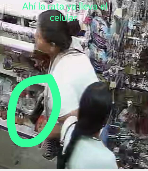 Santiag34314028's tweet image. Hago una denuncia pública de un hurto cometido en Buga Valle del cauca (A dos cuadras de la basílica) todos los que están marcados de verde son cómplices del hurto 
CUIDADO CON ESTAS RATAS
#hurto #Tendencia #bugavalle