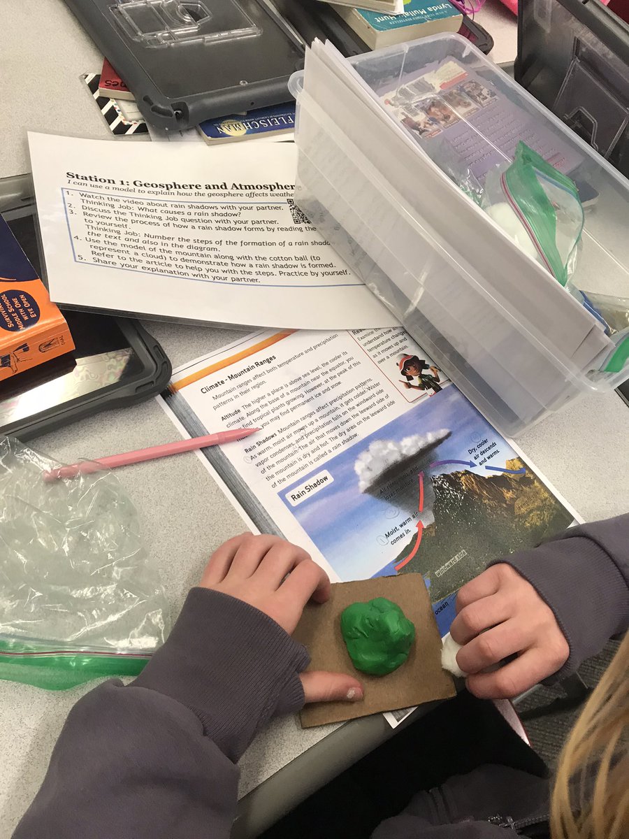 rachelteachkc's tweet photo. What do cookies, modeling clay, videos, and foldables have in common? #RotationStations! Exploring the interactions of 🌍 systems today. @MPTimberwolves #mpconfident @lnickelsen1 @mdickson221 https://t.co/sje8Dtlkmq