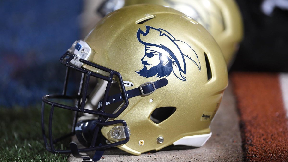 Blessed to receive an offer from Charleston Southern University after a great call with <a href="/Coach_Vince_/">Vince Giardina</a>!
<a href="/CUnderwood46/">Craig Underwood</a> <a href="/CoachPurzitza/">Adam Purzitza</a> <a href="/joe_welliver/">Joe Welliver</a> <a href="/CoachCrecco/">Coach Crecco</a>