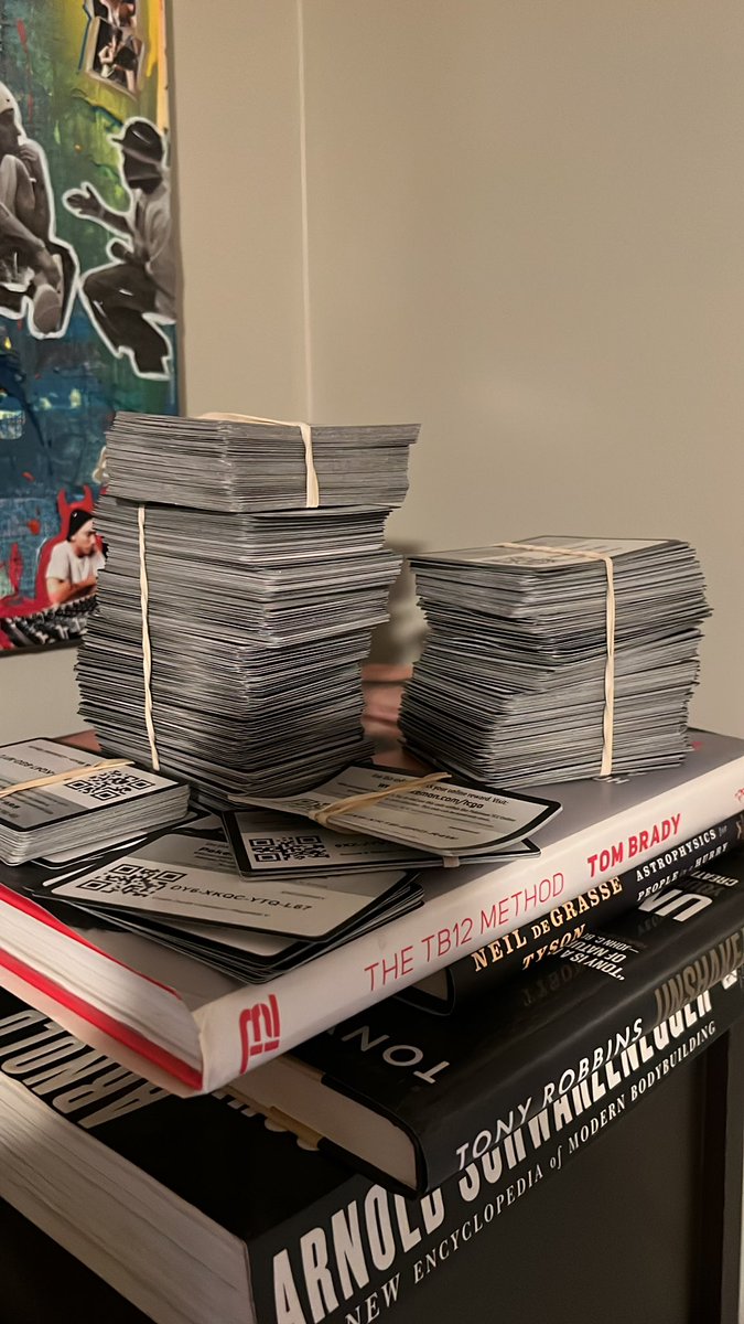 Poketyro's tweet photo. People like free codes!?!!? 150 retweets and I’ll post 300 codes @JuiceProphet @MeechFromPallet @FTC_MARKET @FTC_HOBBY @PokemonTCGDrops @drops_burner @Poke_Bondo https://t.co/kpBKqVak76