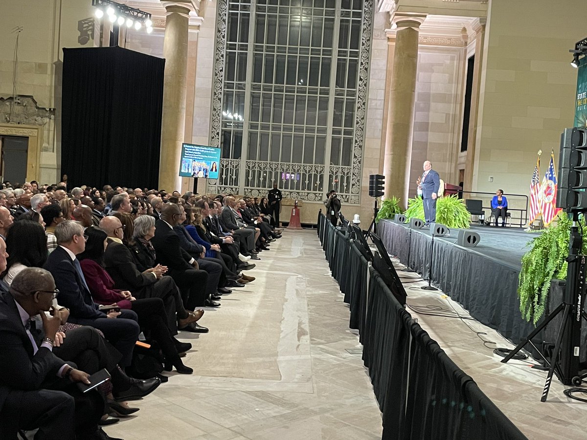 MIAttyGen's tweet photo. Thank you @MayorMikeDuggan for the sneak peak of Michigan Central Station! What a perfect venue for the State of the City address! @MIAttyGen @dananessel was glad to hear &amp; see first hand the continued revival of the great @CityofDetroit ! https://t.co/XImrj3WdHL
