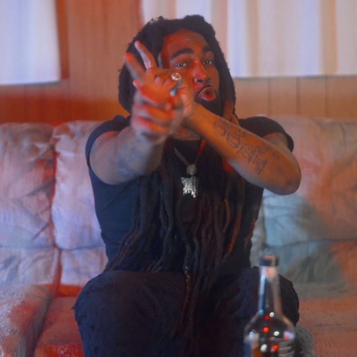 D-Lo x Sleepy D – White Mike (Exclusive Music Video) thizzler.com/blog/2023/03/0…