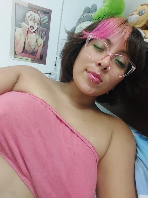 Soi la misma sin filtro 💅 huli https://t.co/U0ITSpqUVJ<a href="/tag/nuevafotodeperfil"class="tags"><span>#nuevafotodeperfil</span></a>