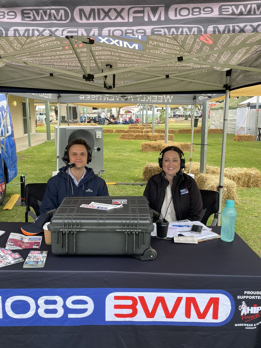 Voz_Dennis's tweet photo. Chatting with @EmmaElsom from Ace radio at the @wimfielddays. #wmfd #wmfd2023 https://t.co/kHBNZ4Fs36
