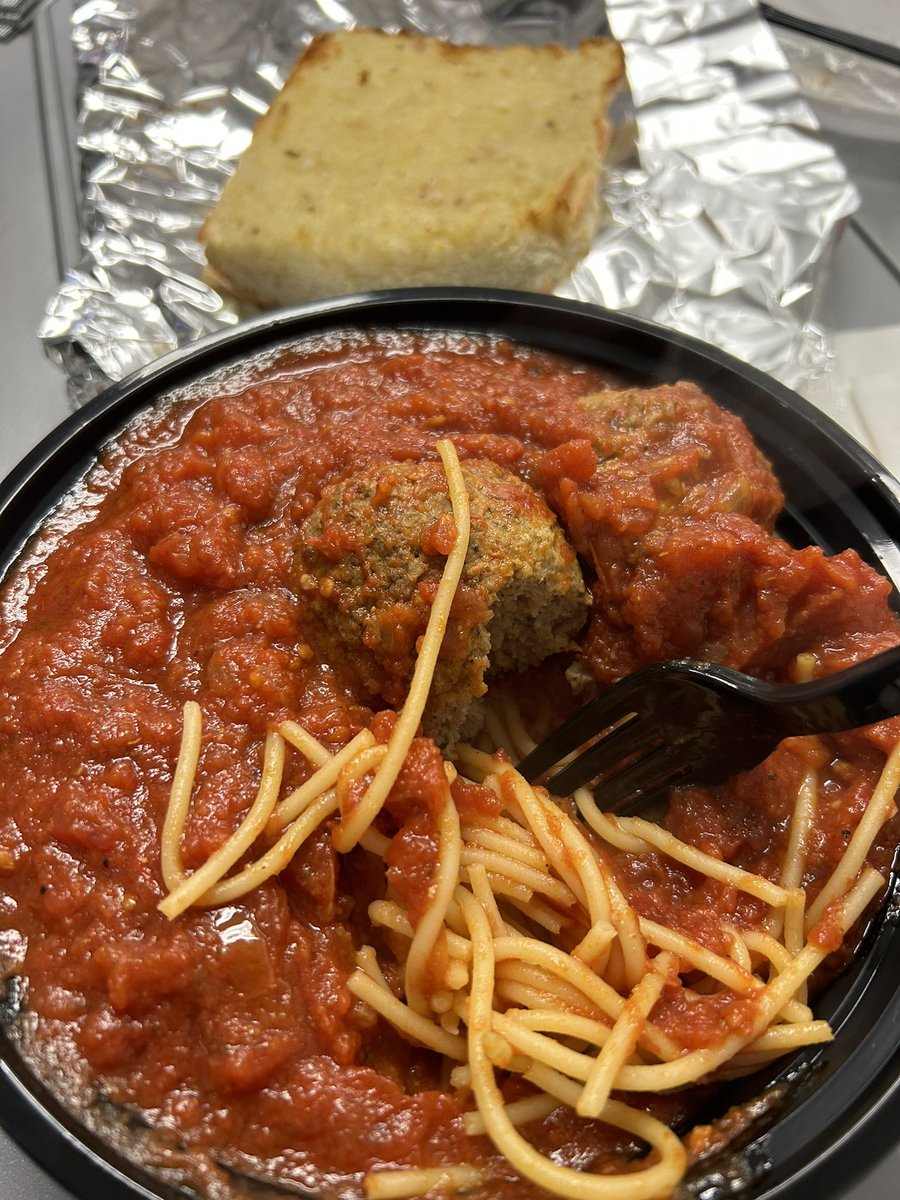 Put a fork in it… it’s delicious and 24 minutes to podcast time @StrandeScott LIVE from the @Spaghetti_Shack from 7:30 pm to 8:30 pm @CollegeHockeyW @CollegeHockeySW @icetimesw @ITHockeySWTwo @pfh1964 Stop by and try it and say hello!