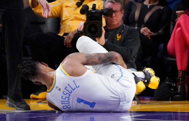 blockbynba's tweet image. D'Lo não jogará hoje contra o Memphis.

Sexto jogo seguido fora