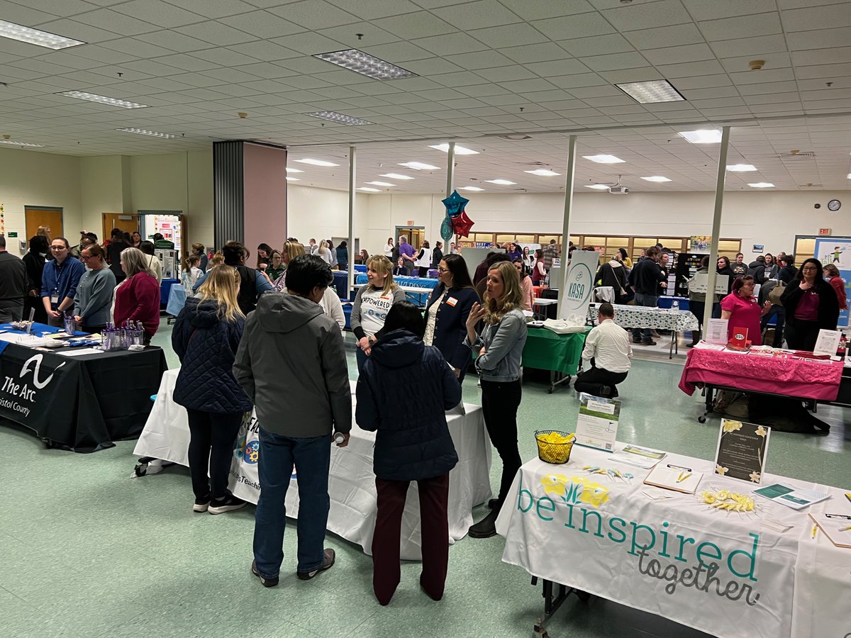 MansfieldSepac's tweet photo. Thanks to all of our vendors and visitors who came to the Community Resource Fair tonight! https://t.co/LALtNwv5wU