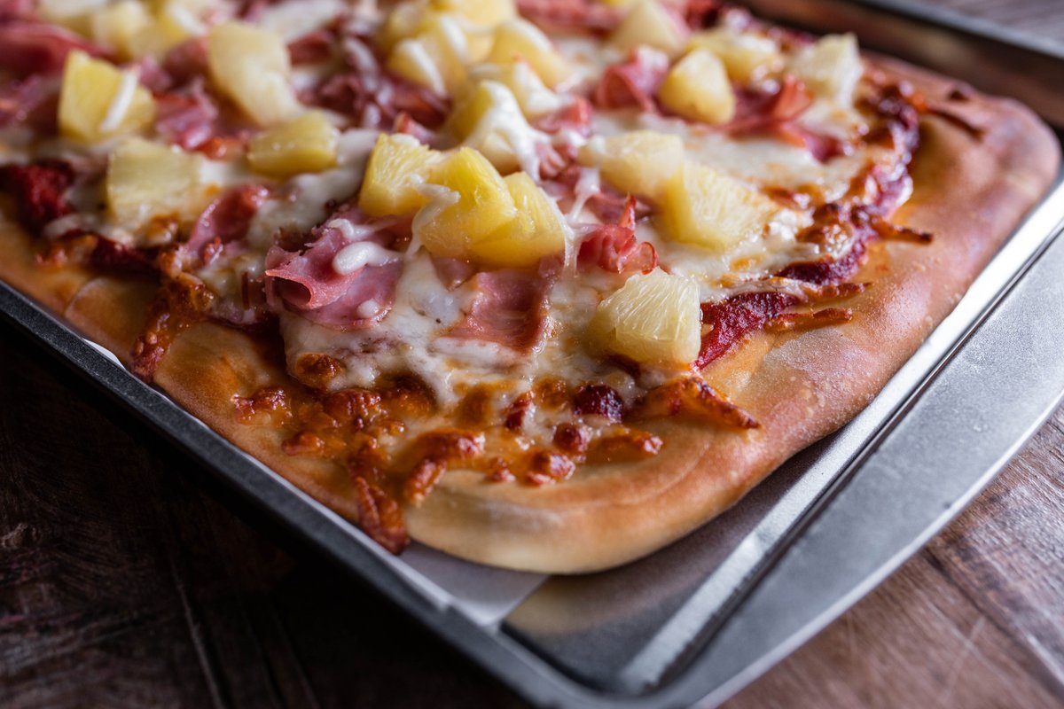 flyboybrewing's tweet photo. Take a bite out of our Hawaiian first, thank us later 👊 https://t.co/PN09Iya1U3