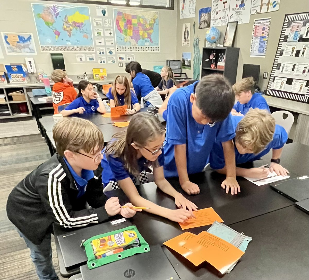 Gretchen Phillips tweet media