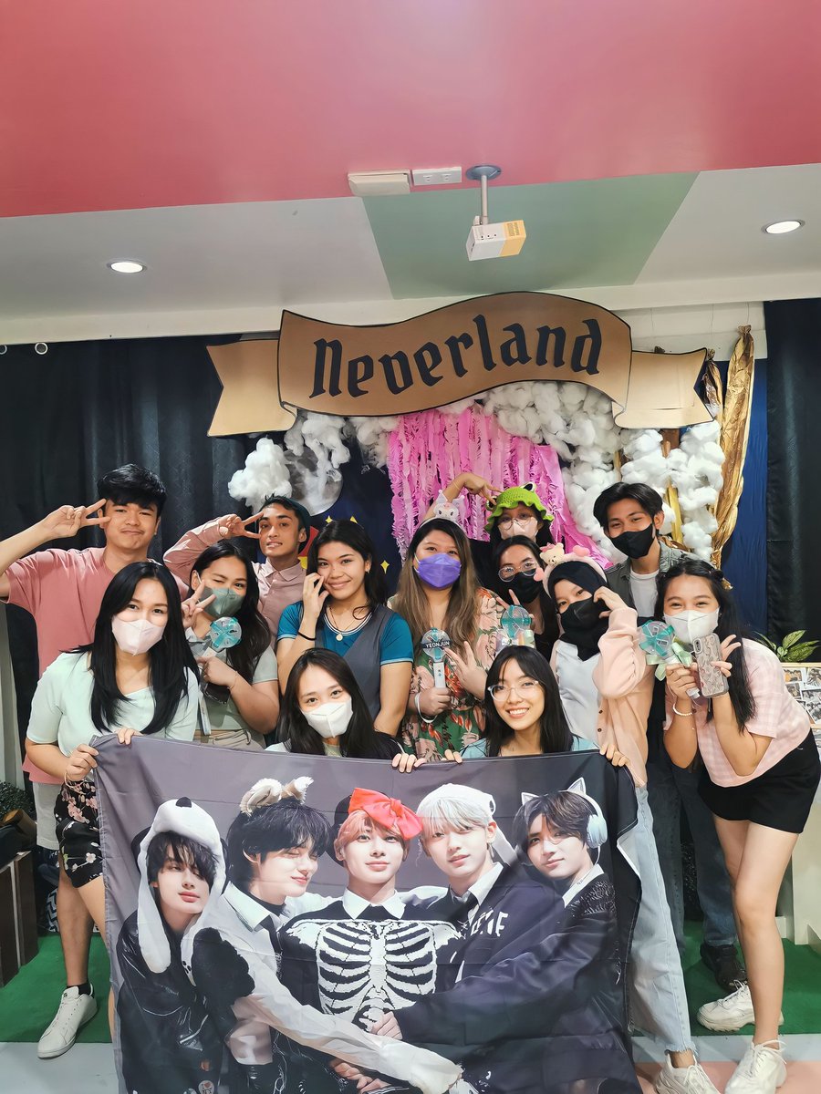 luvs_rie's tweet photo. Happy 4th anniv ! @TXT_members Thank you, @TXTDvo_twt 💚💗 https://t.co/bTCcFpEEzJ
