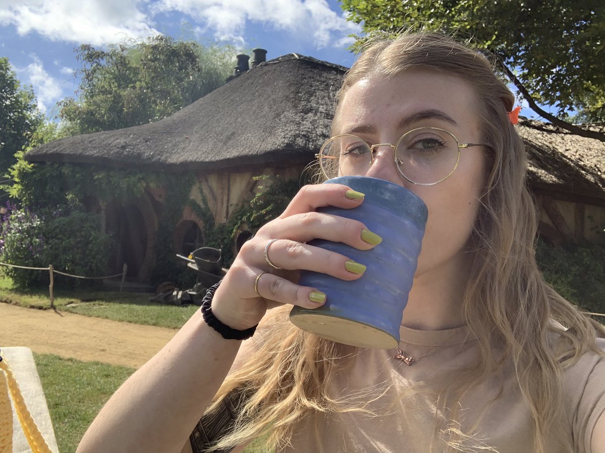 bridgetcollver's tweet image. currently sitting under a tree in the shire drinking a stout from the green dragon. i have peaked.