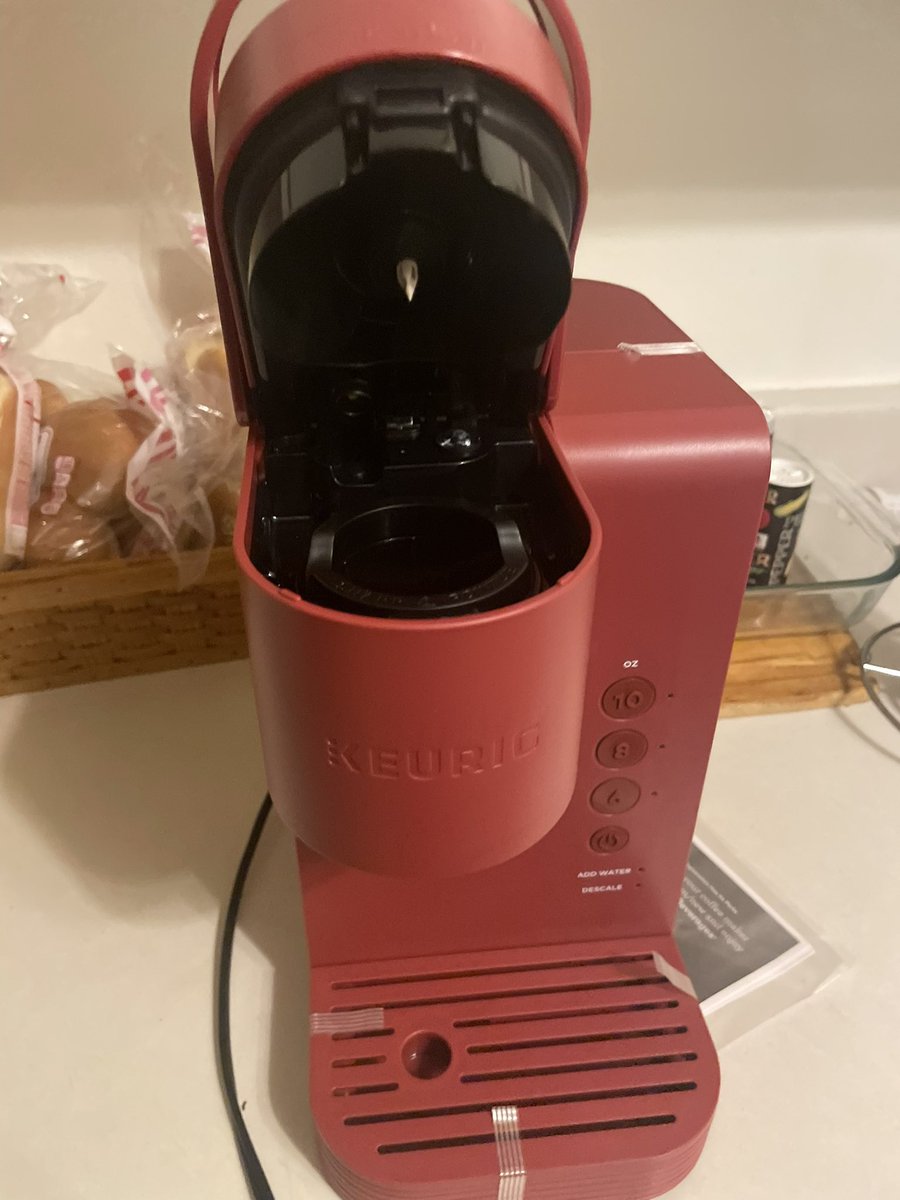 Keithmayes1961's tweet photo. Had. Get new. Coffce maker. Eat some cereal. https://t.co/DTEFZCitzE