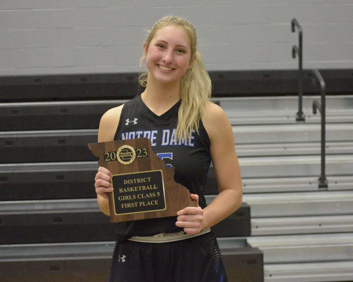 NMcNealCBJ's tweet photo. To win her fourth and final district championship, Notre Dame’s @tori_rubel produced a double-double with 16 PTS and 10 REB in a 58-43 W over Farmington. Also had 3 AST &amp; 3 STL while knocking down both of her 3PT attempts.

C5D1 Tournament stats:
13.3 PPG
10.0 RPG
4.3 APG
5-6 3PT https://t.co/8KKiCtt4f4