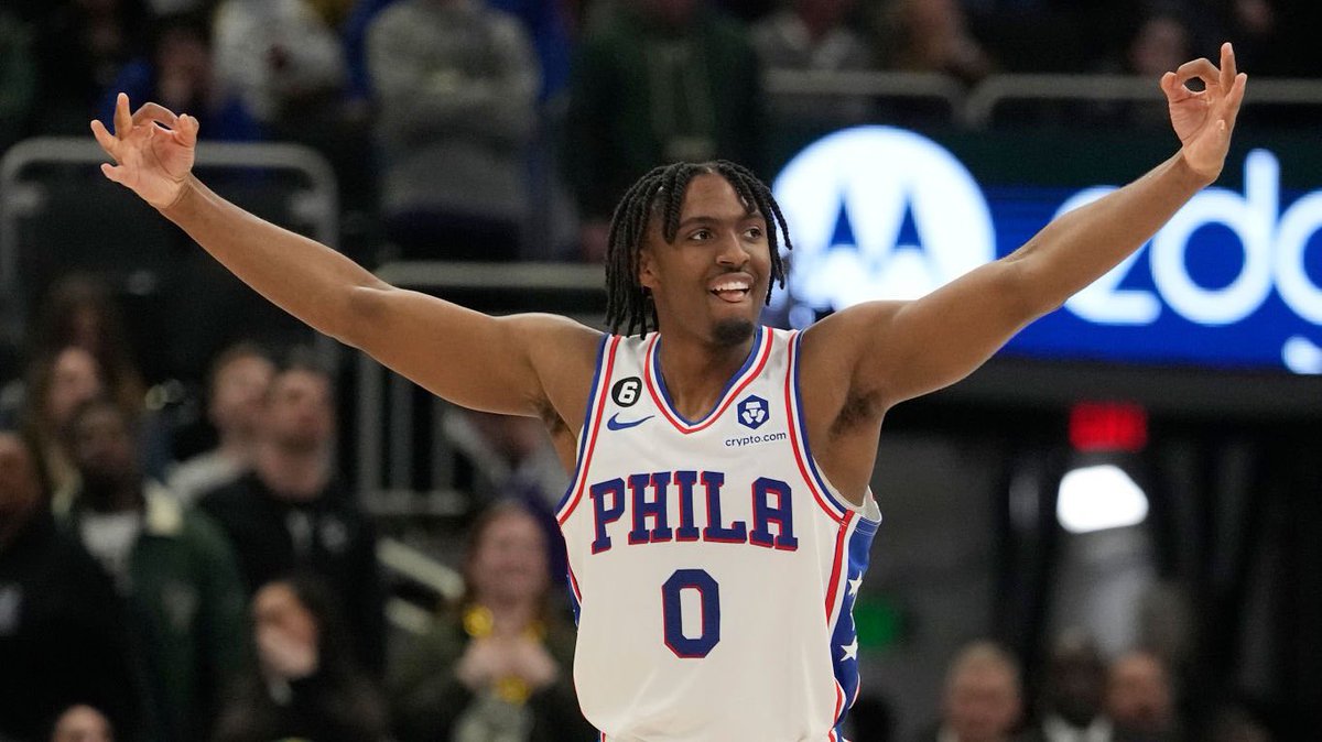 jacob_moreno_'s tweet photo. Tyrese Maxey in his last 5 games👀

➡️: 26.6 PPG
➡️: 3.2 APG
➡️: 2.6 RPG
➡️: 59.5 FG%
➡️: 57.6 3P%

He's back. https://t.co/Se38WYeyWz