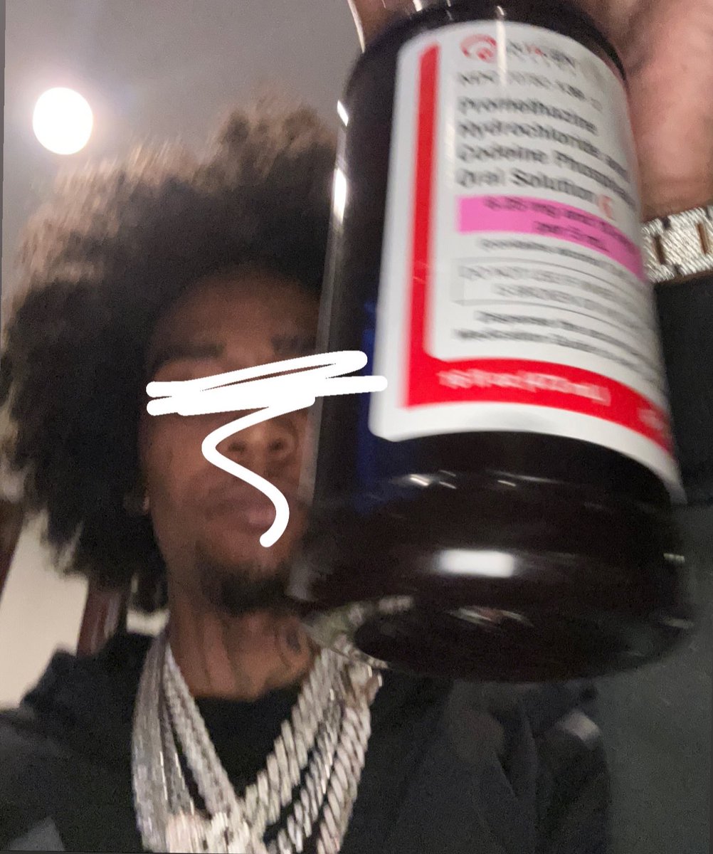 Txny8st's tweet image. How it’s goin ?  Lean dreams 😴
#RipPimpC 💜