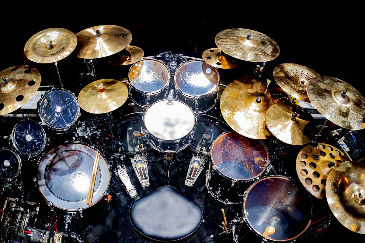 ARCH ENEMY5年振りの来日ツアーが行われました！ ドラマーDaniel