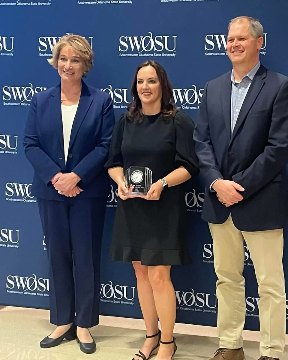 SWOSU_DOE's tweet image. CONGRATULATIONS to our own Dr. Amy Barnett on being selected as the 2023 Bernhardt Scholar Award winner! We couldn’t be more proud of you for this accomplishment, and we are so incredibly thankful that you are one of our team.  You are a huge part of what makes us who we are.