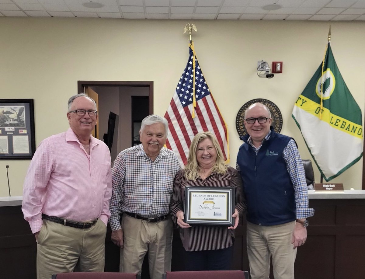 Tonight, we honored Debbie Jessen with the Legends of Lebanon Award. Over the past 29 years as Mayoral Assistant, she has dedicated herself to serving the citizens of Lebanon. Debbie has worked outside the bounds of her job description to support four mayors.