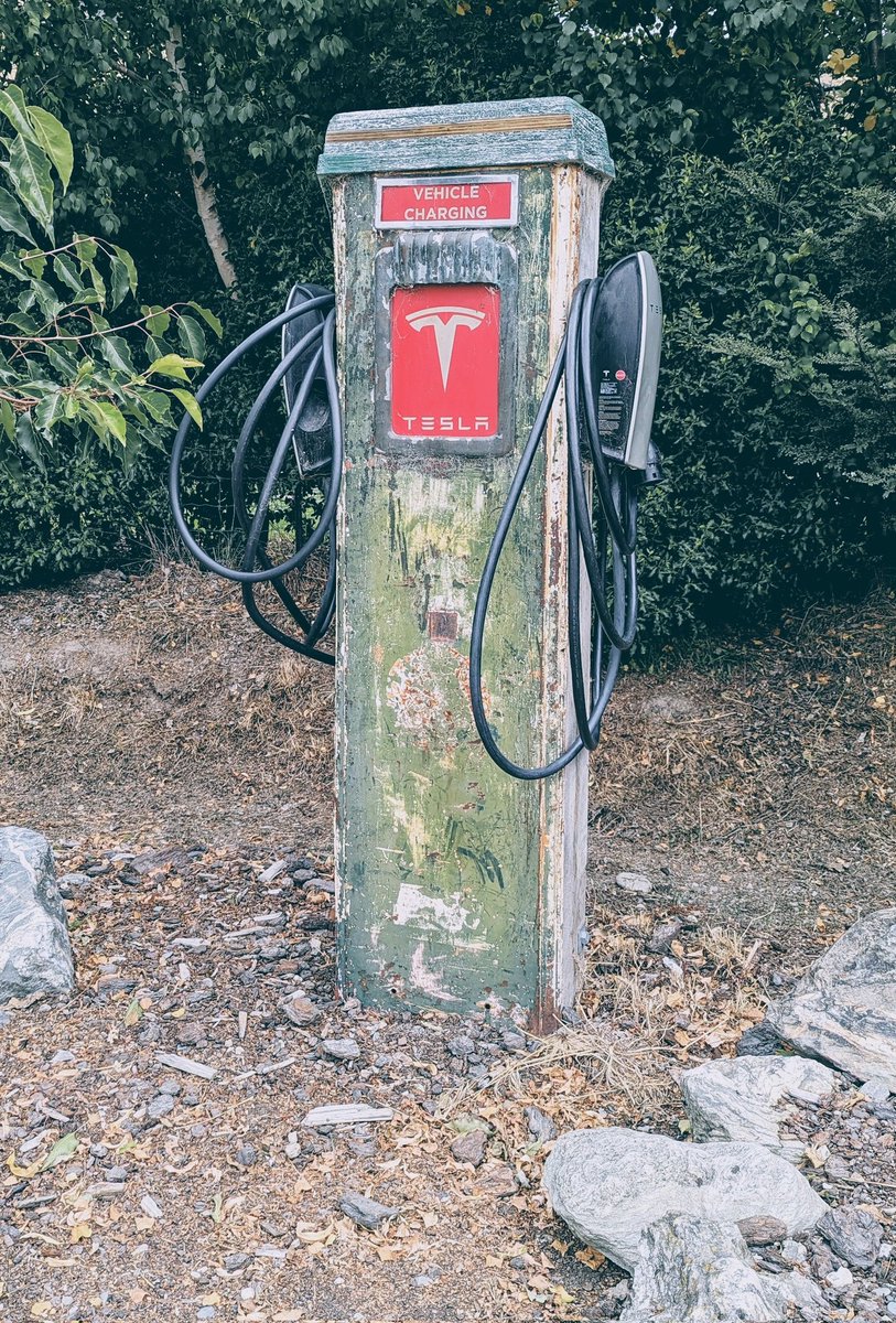 Oldest <a href="/Tesla/">Tesla</a> charger in the world. Apparently, it has been installed by Nikola Tesla himself in 1874. #middleofnowhereNZ <a href="/elonmusk/">Elon Musk</a>