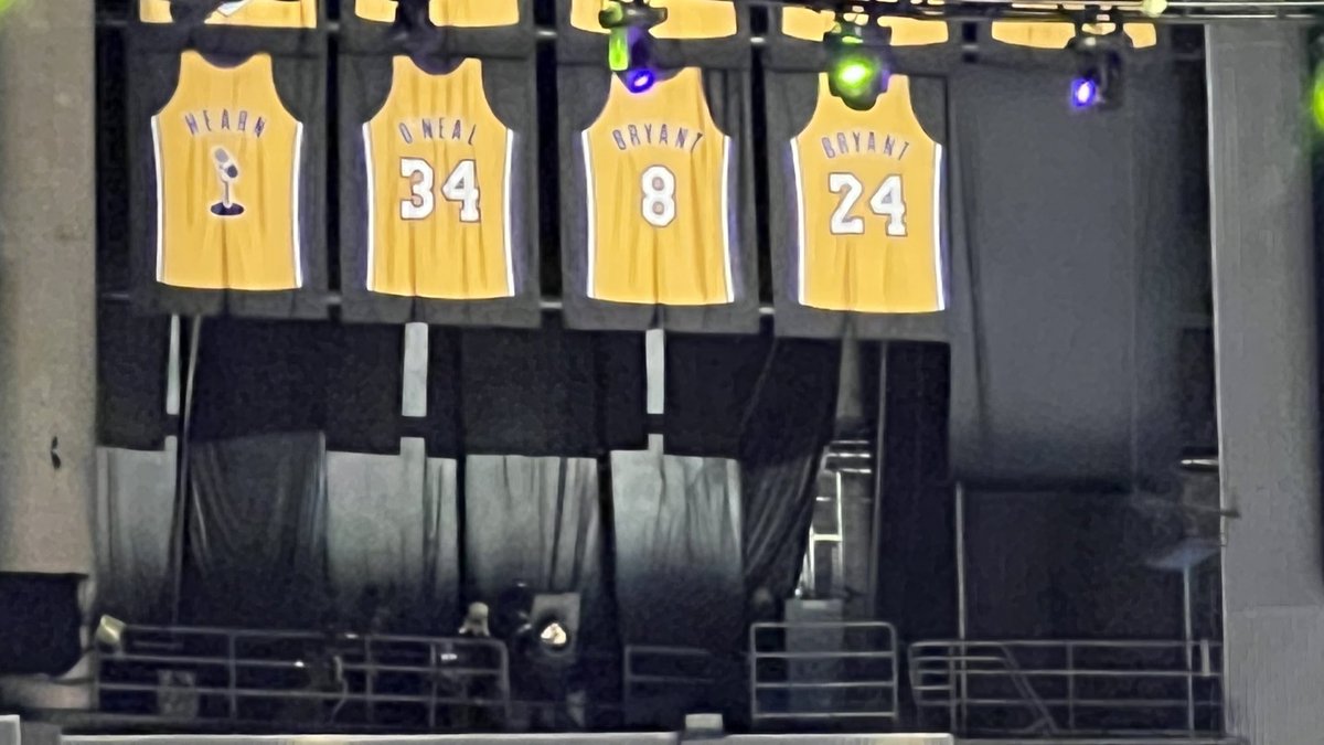 Pau Gasol emotional, Kobe Bryant predicted Lakers jersey
